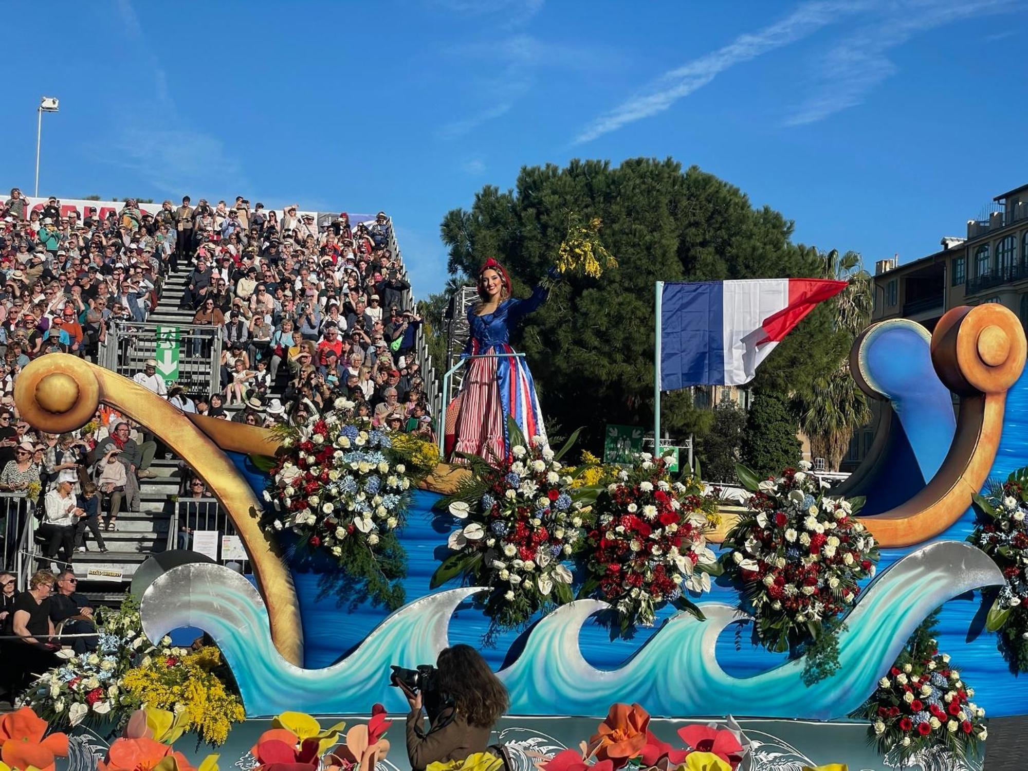 Magenta Mama - Comfort & Charm In Carre D'or - Near