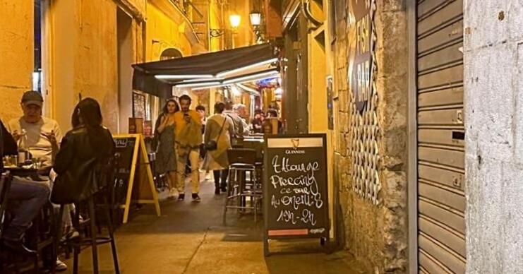 Wehost - Malonat - Urban Cocoon # Old Town & Beaches Apartment