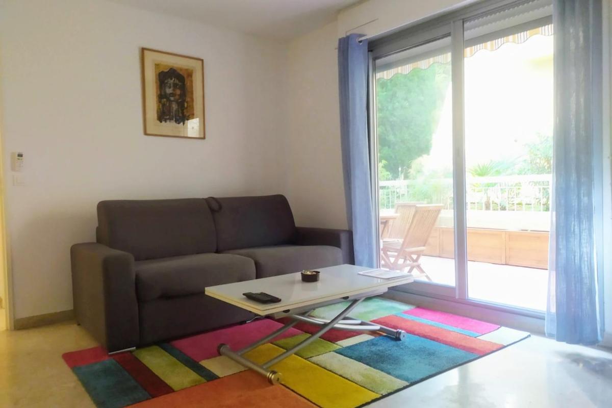 Secret Garden, Ideal For 2,large Terrace Apartment Nice