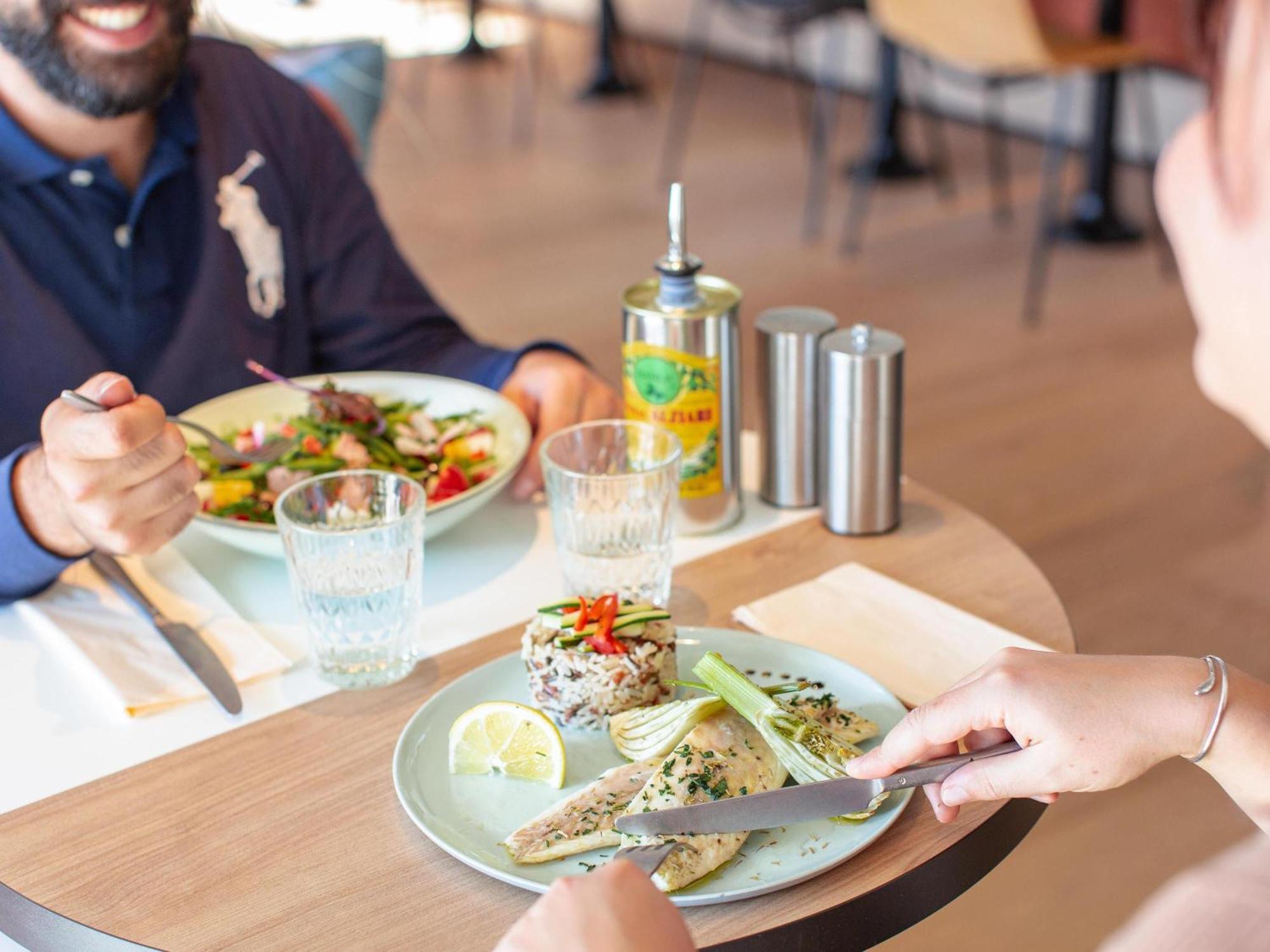 Hotel Ibis Aeroport Promenade Des 3*