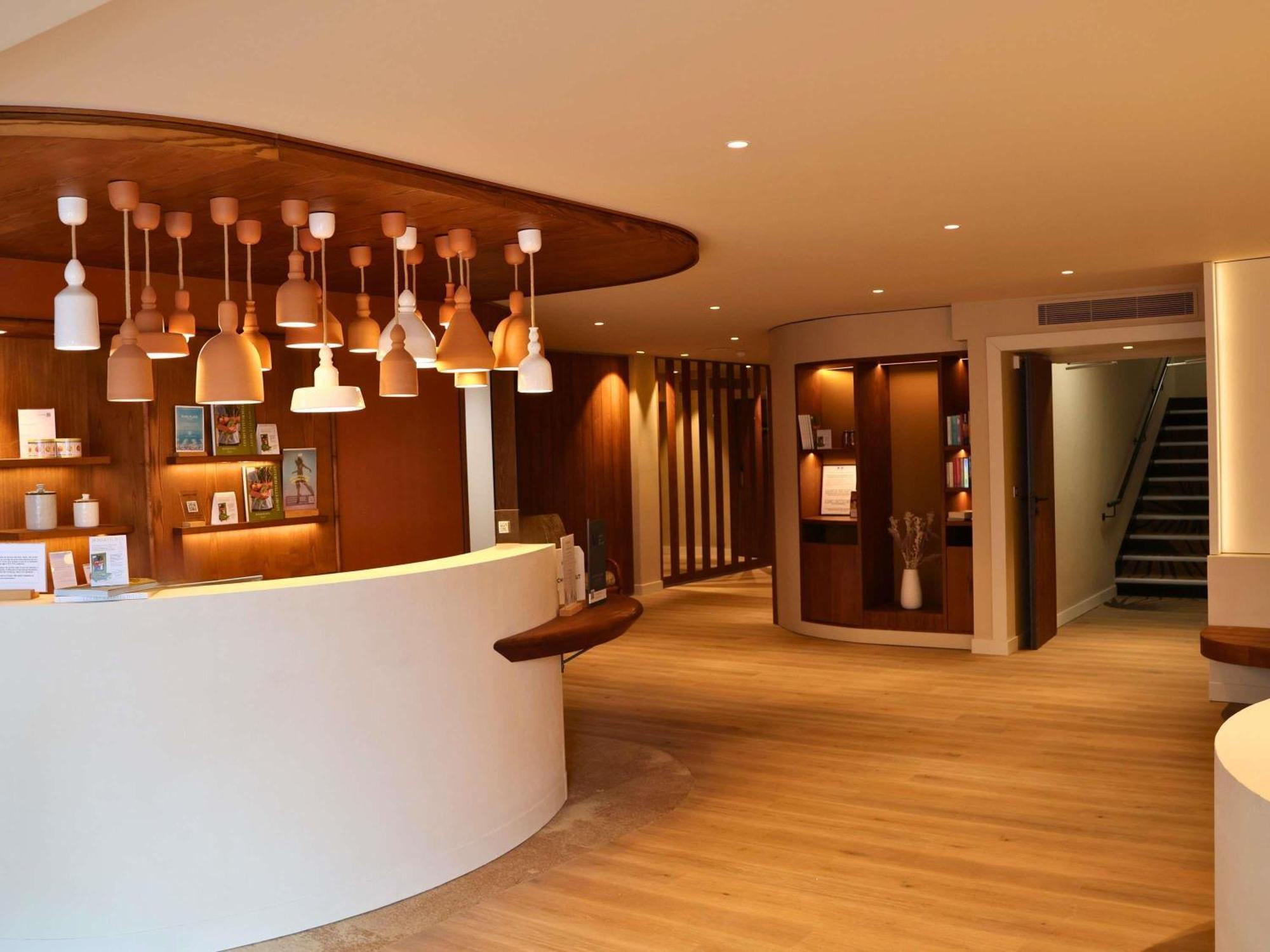 Hotel Mercure Promenade Des Nice