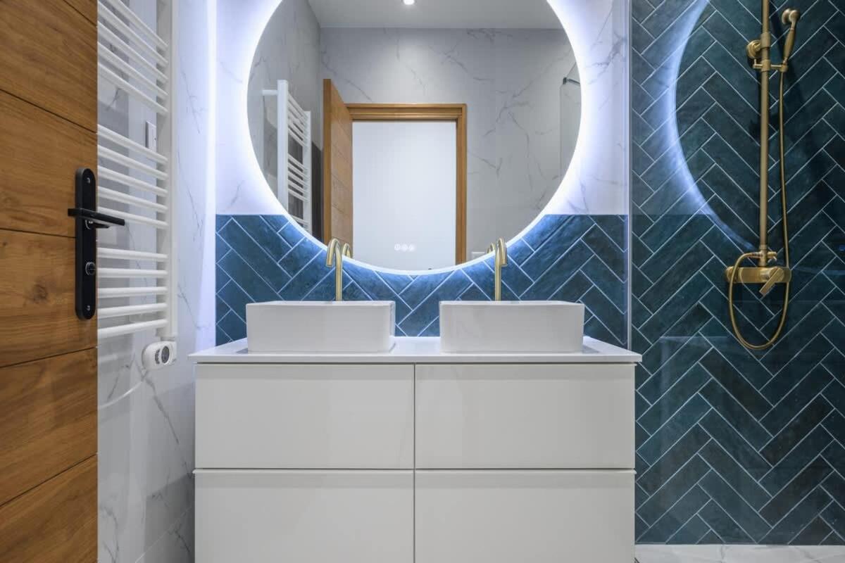 Le Walesa, Magnifique 3p, Spacieux Et Renove, Port De Apartment Nice