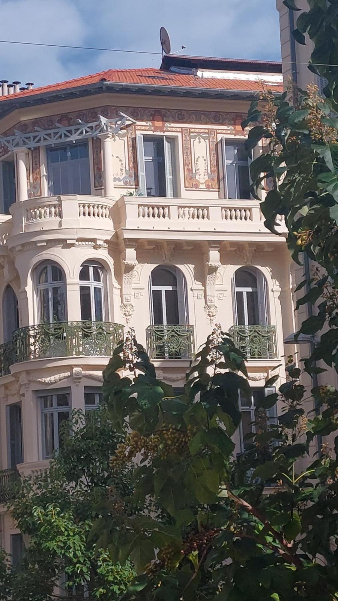 - Duplex Carré D'or - 100m Promenade Des *