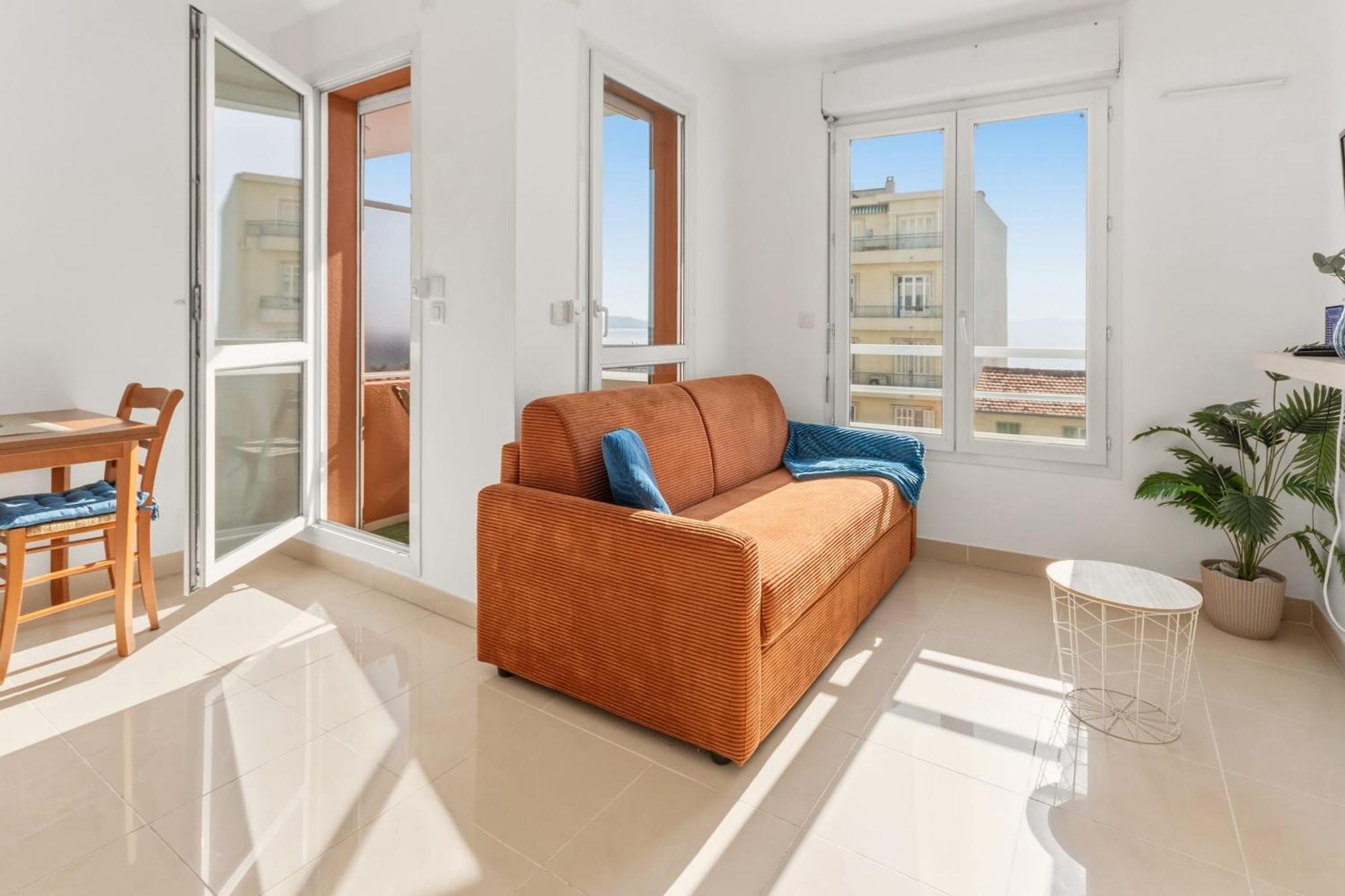 L'azur - Seaview - Ac - Tram - Wifi - Airport * Nice