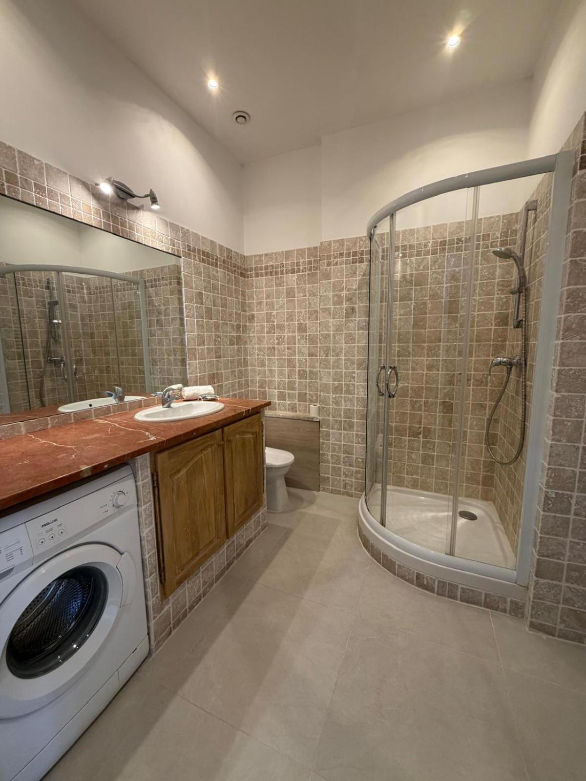 Plein Centre Clim, Proche Gare Et Tramway