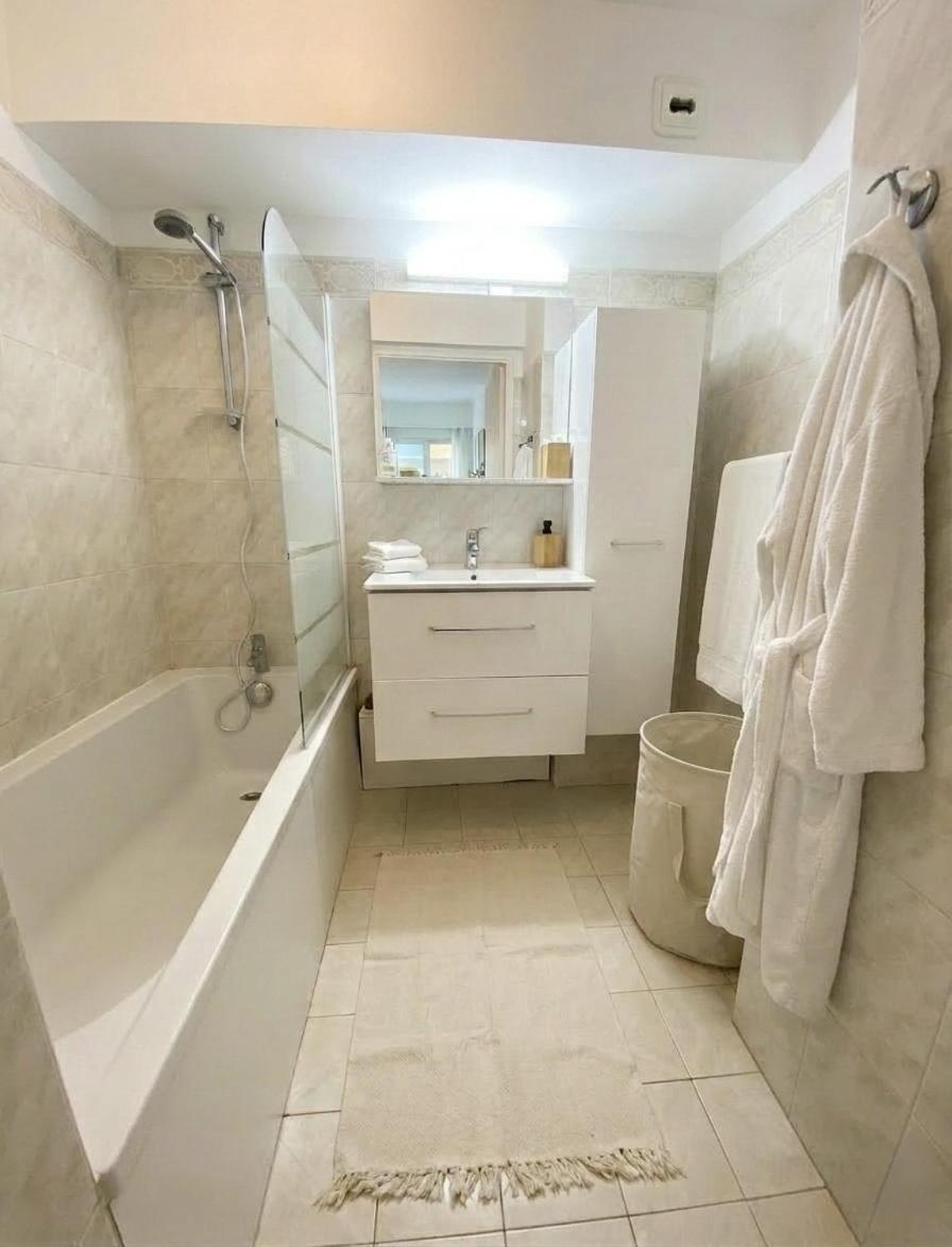 With Terrace Near & Center *