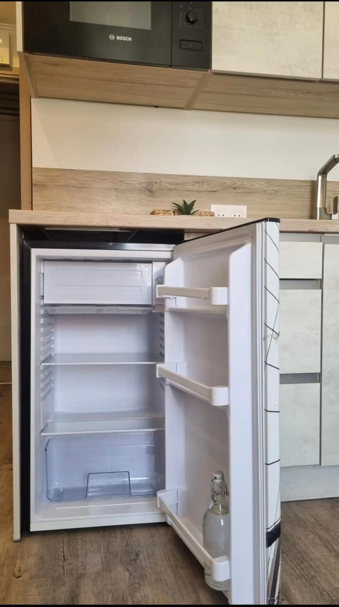 Bright Renovated Steps From Massena 5min Ac Netflix