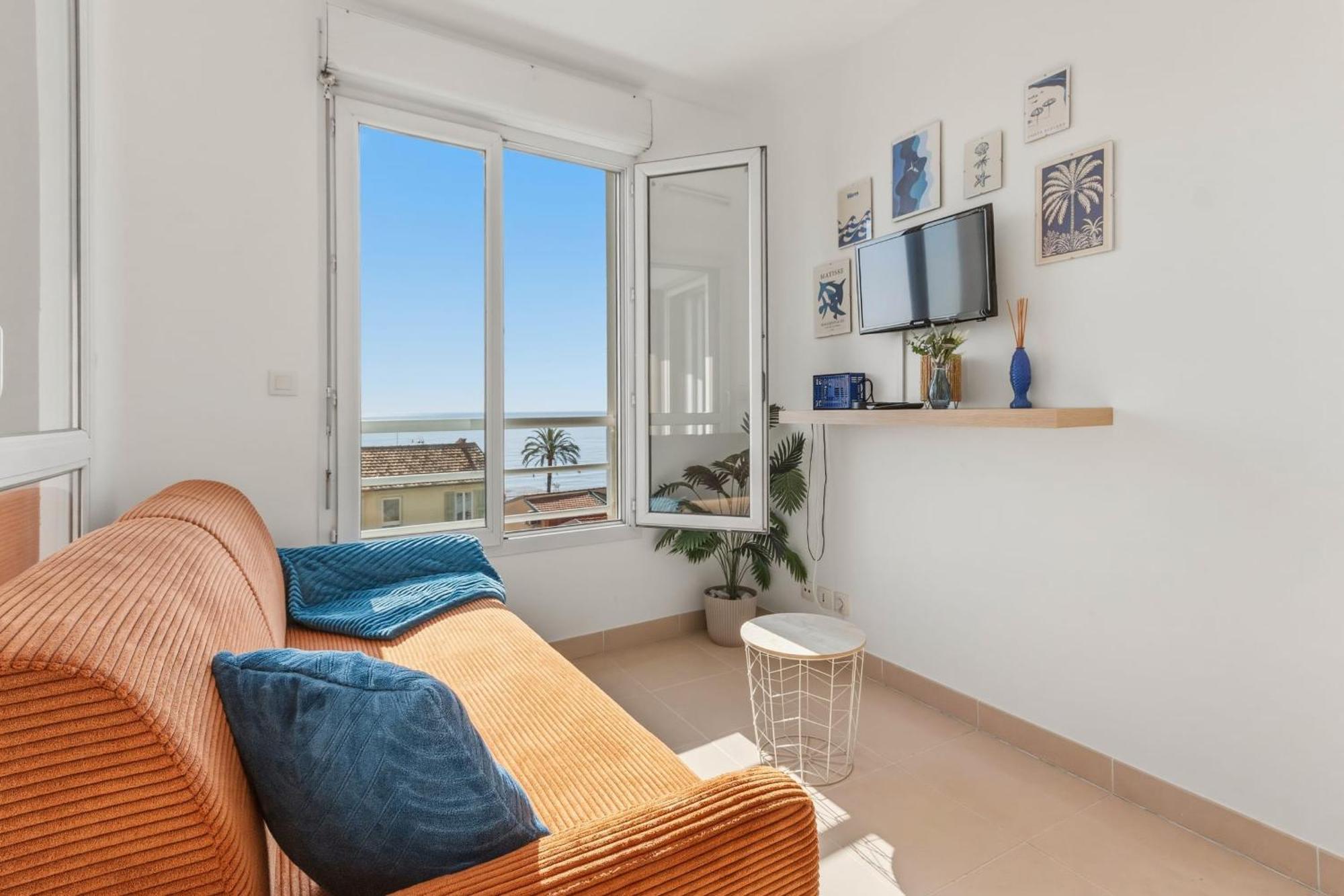 L'azur - Seaview - Ac - Tram - Wifi - Airport *