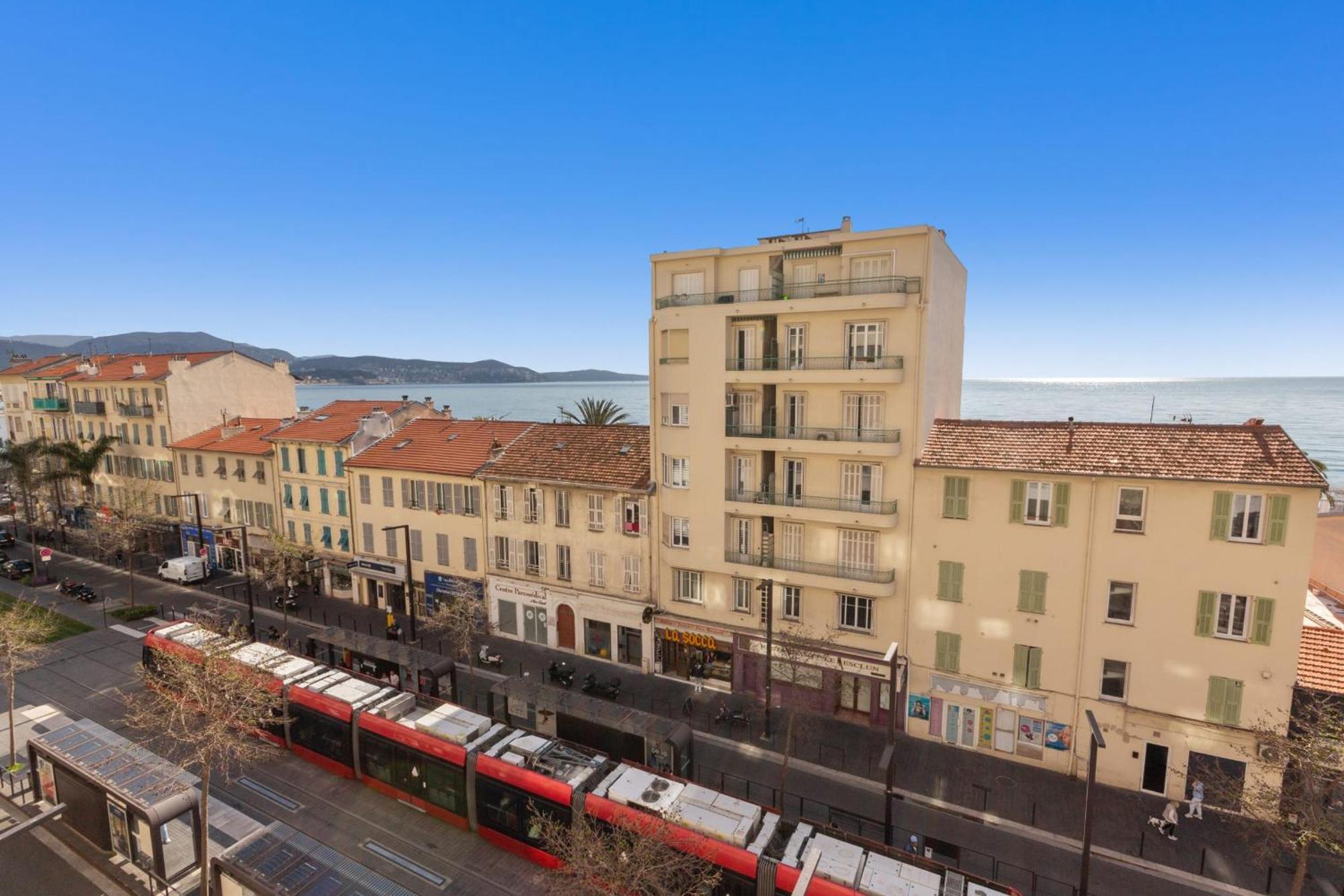 L'azur - Seaview - Ac - Tram - Wifi - Airport Nice