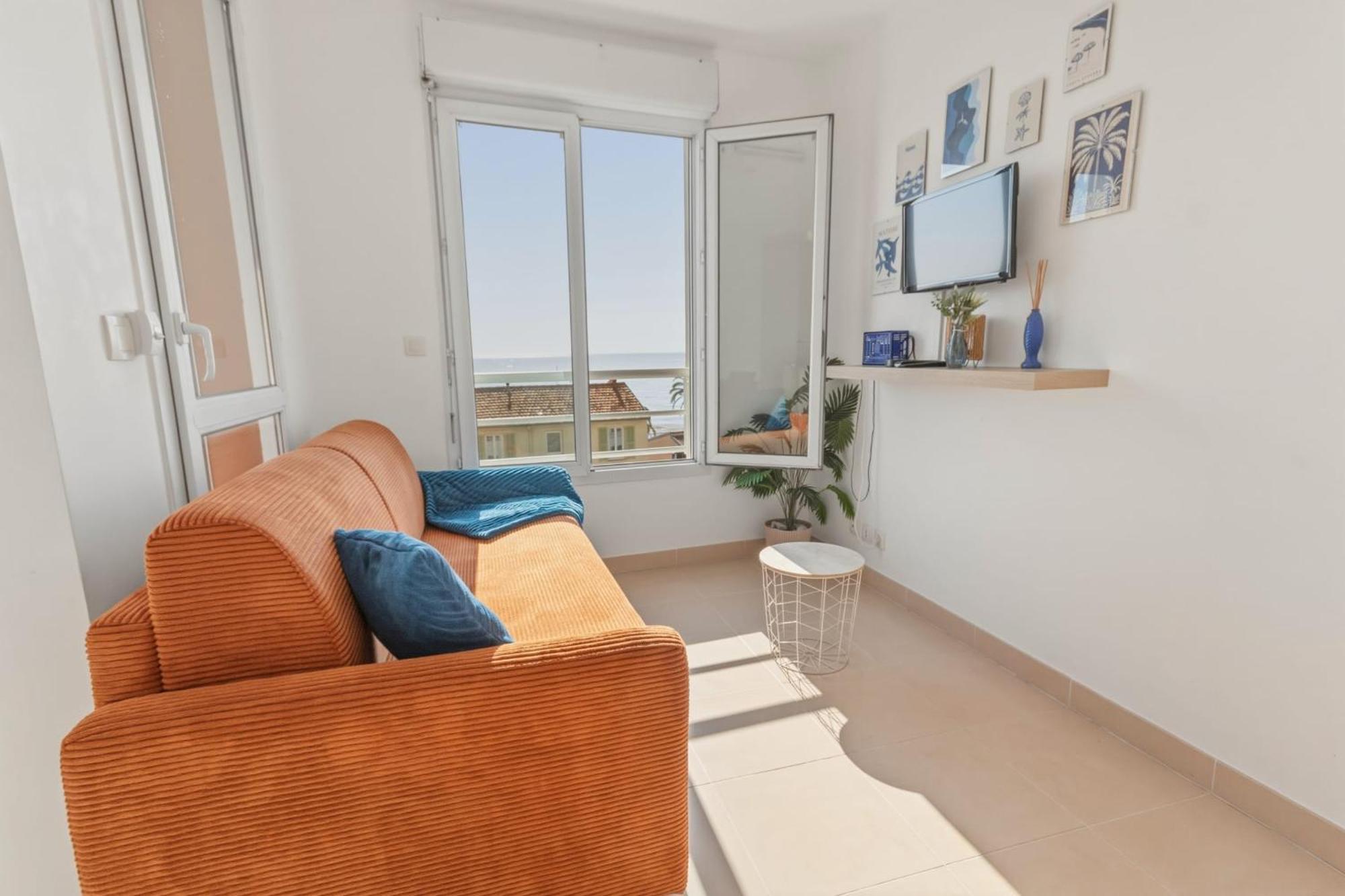 Apartment L'azur - Seaview - Ac - Tram - Wifi - Airport Nice