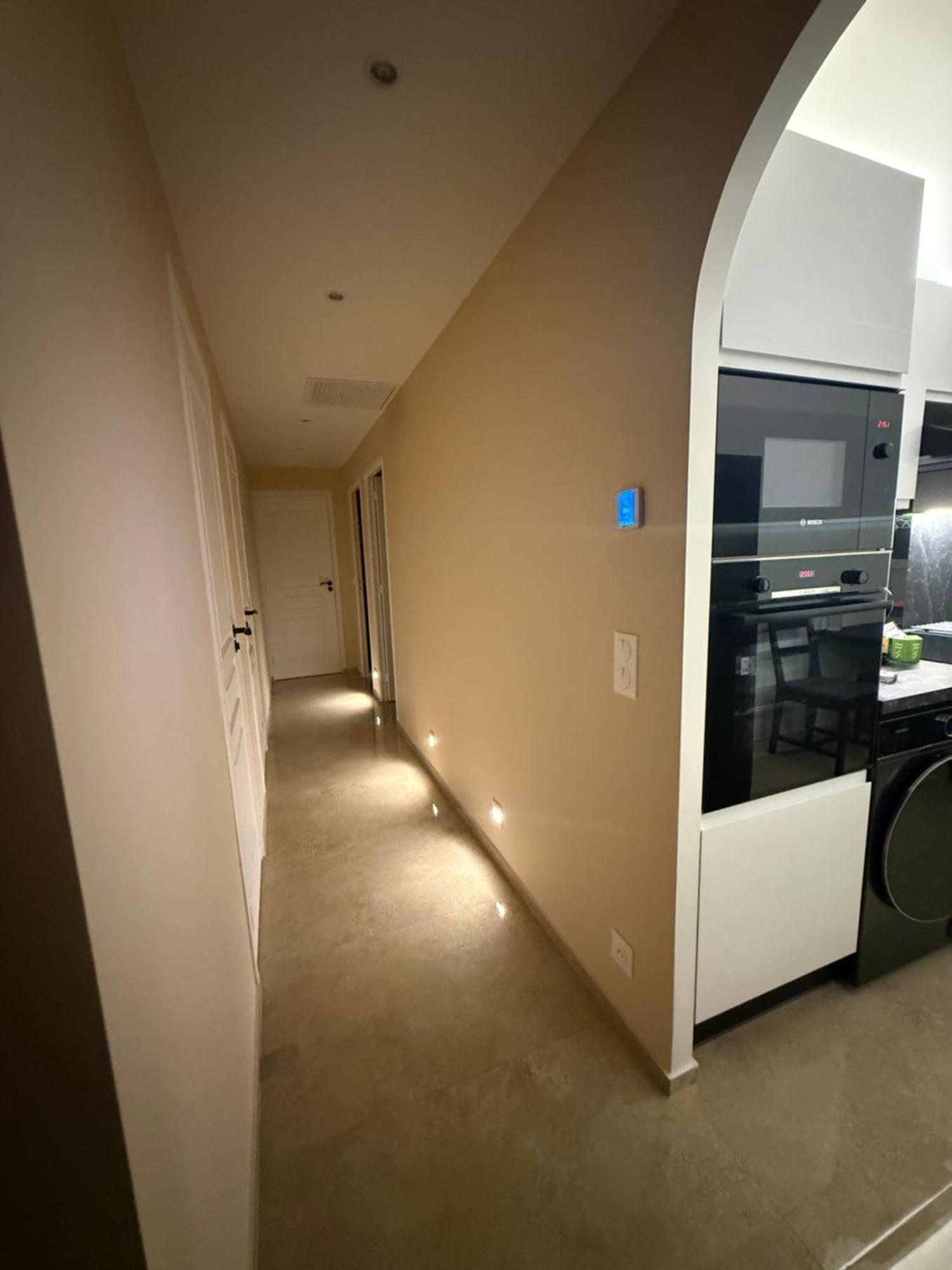 Apartment Moderne 3 Pieces Climatise Avec Balcon, A 2 Min Nice