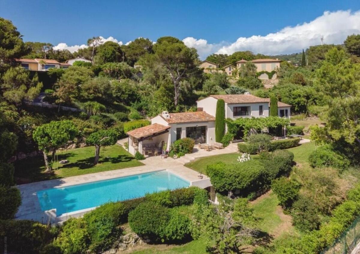 Vinaigrier -where Nature Finds