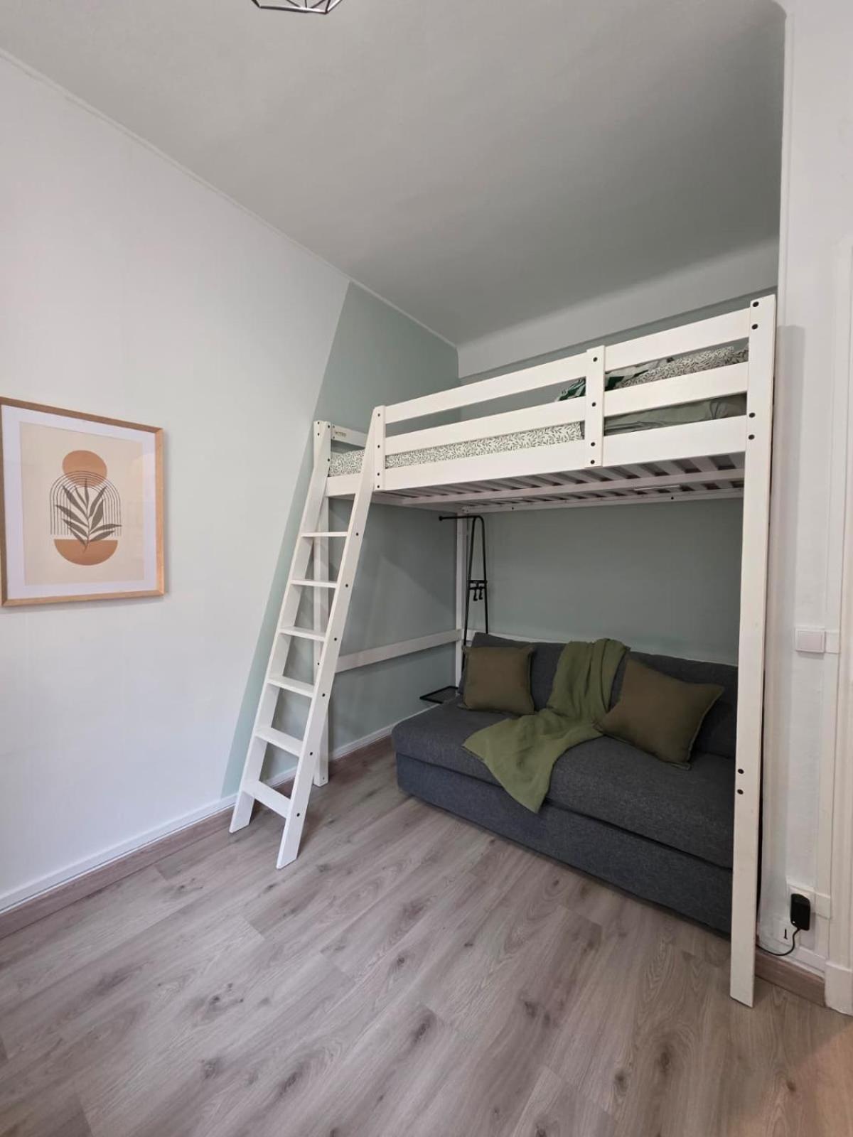 Refait A Neuf - Gare 200 M Apartment *