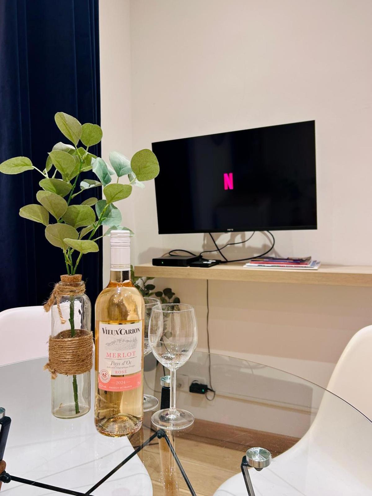 Old Town Immersion-breakfast-central-self Check-in * Nice