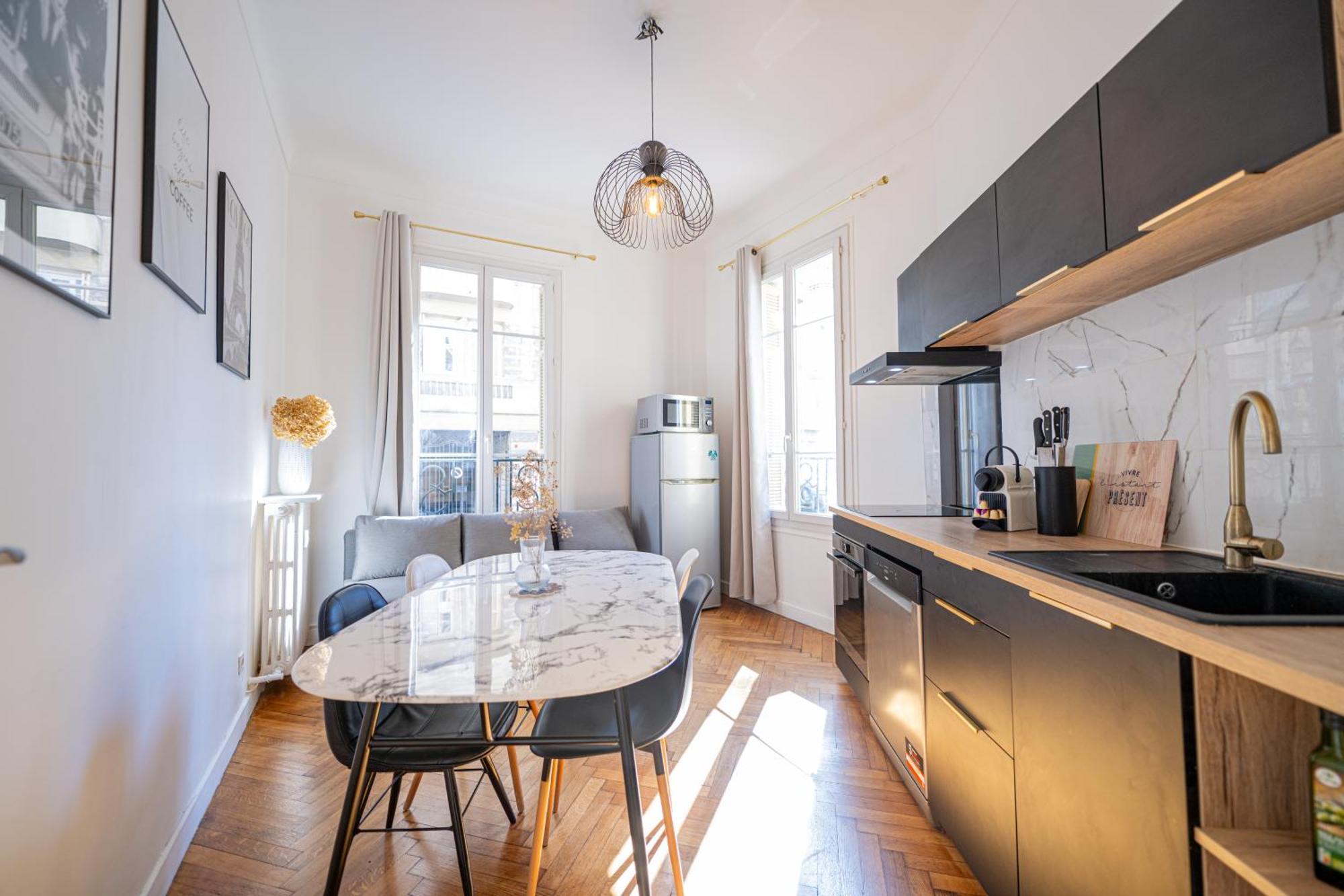 Grand 2p 52m2 Centre Nice-gare 3min-clim-6 Pers-plage 8min