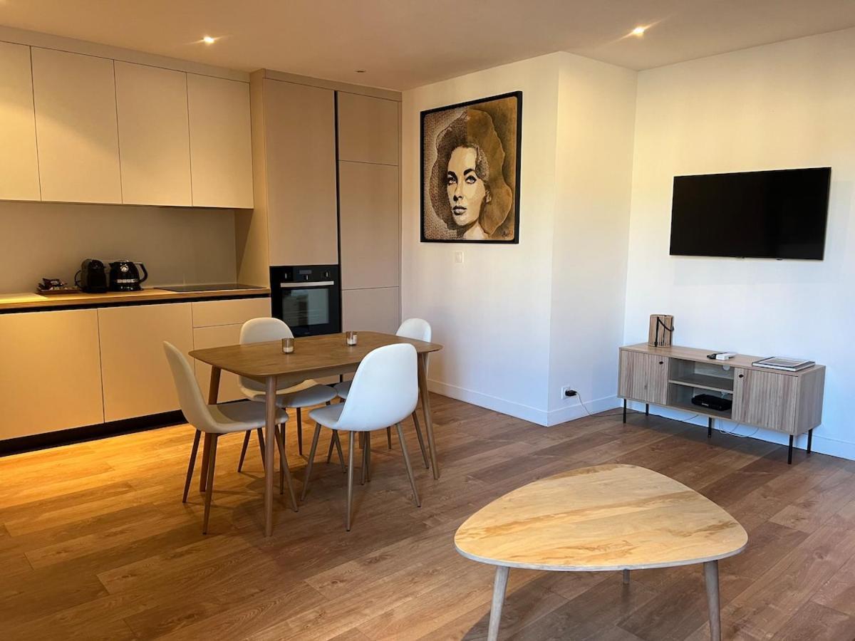 Beautiful Apartment, Port De Nice,place Du Pin 45 M2 * Nice