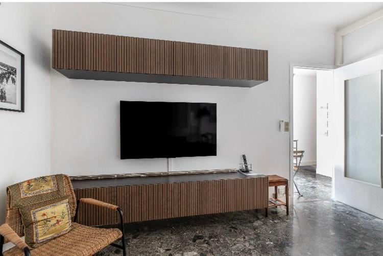 Center 2 Bedrooms Balcony Air Conditioning Appartement