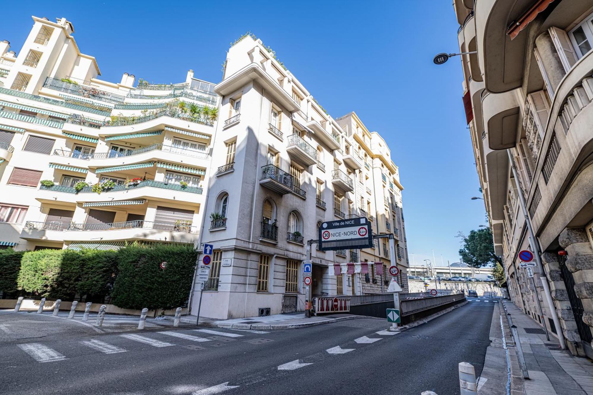 Appartement Grand 2p 52m2 Centre Nice-gare 3min-clim-6 Pers-plage 8min