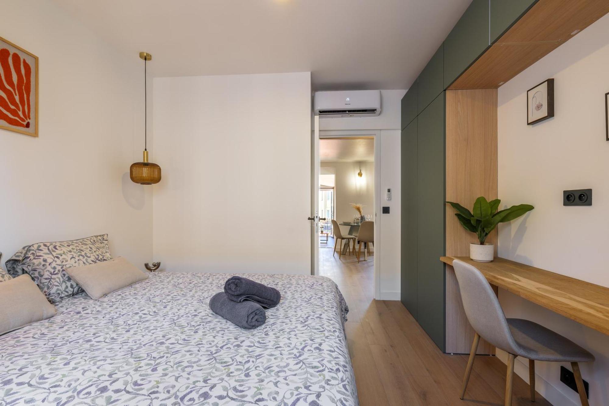 Bright 3 Close To Place Massena * Nice