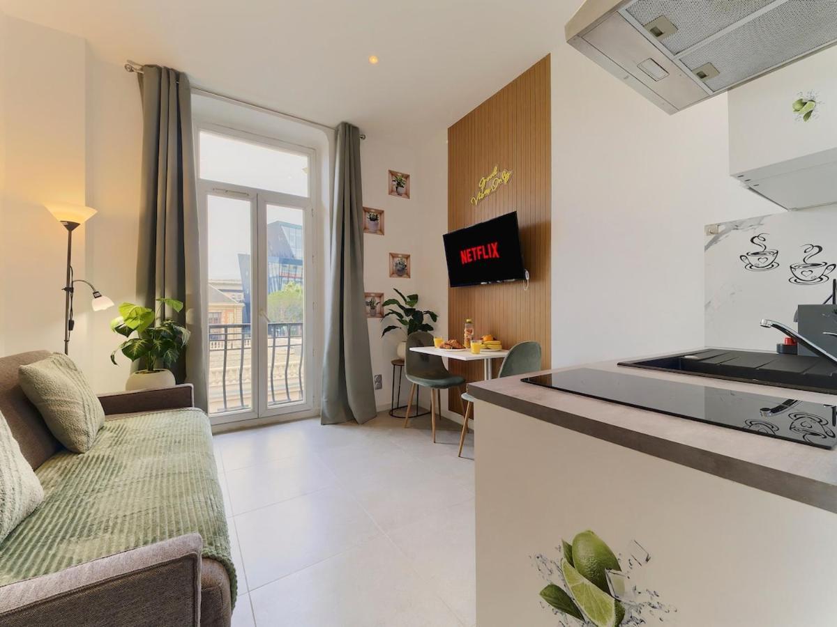 Center - Charming - 2 Mn Station Train *