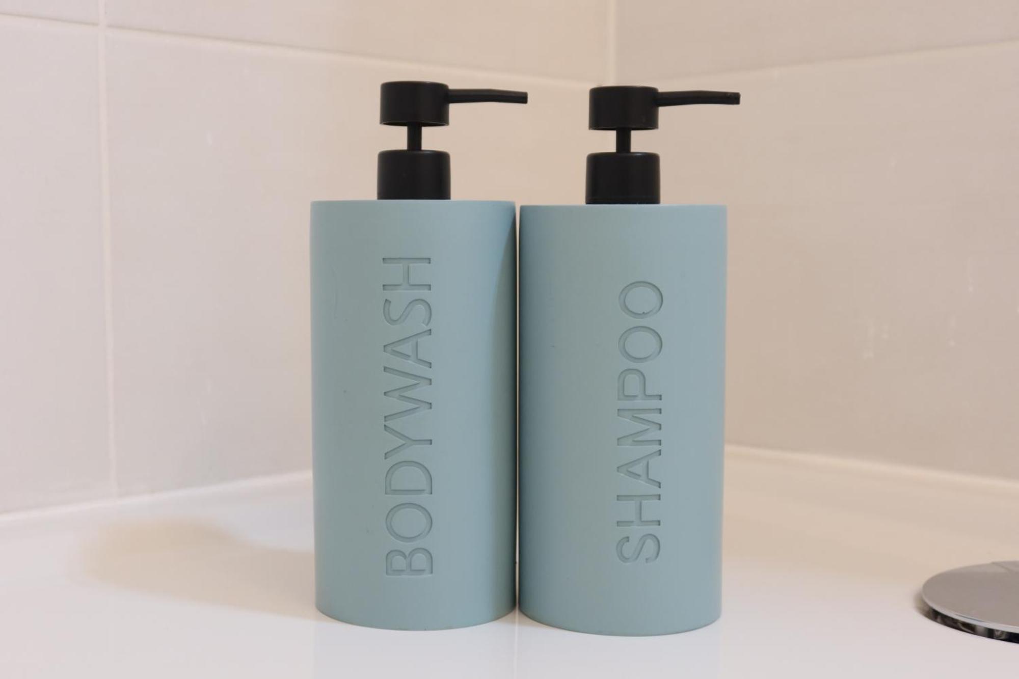 Apartment Time - Chic With Sunny Terrace, Port Nice