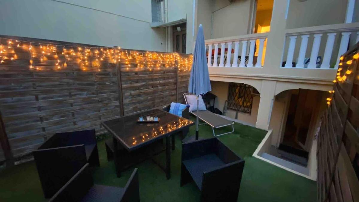 Apartment Promenade Des Anglais-2 Mins Walk To Beach- Charming Duplex -air Conditioning Wi-fi Nice