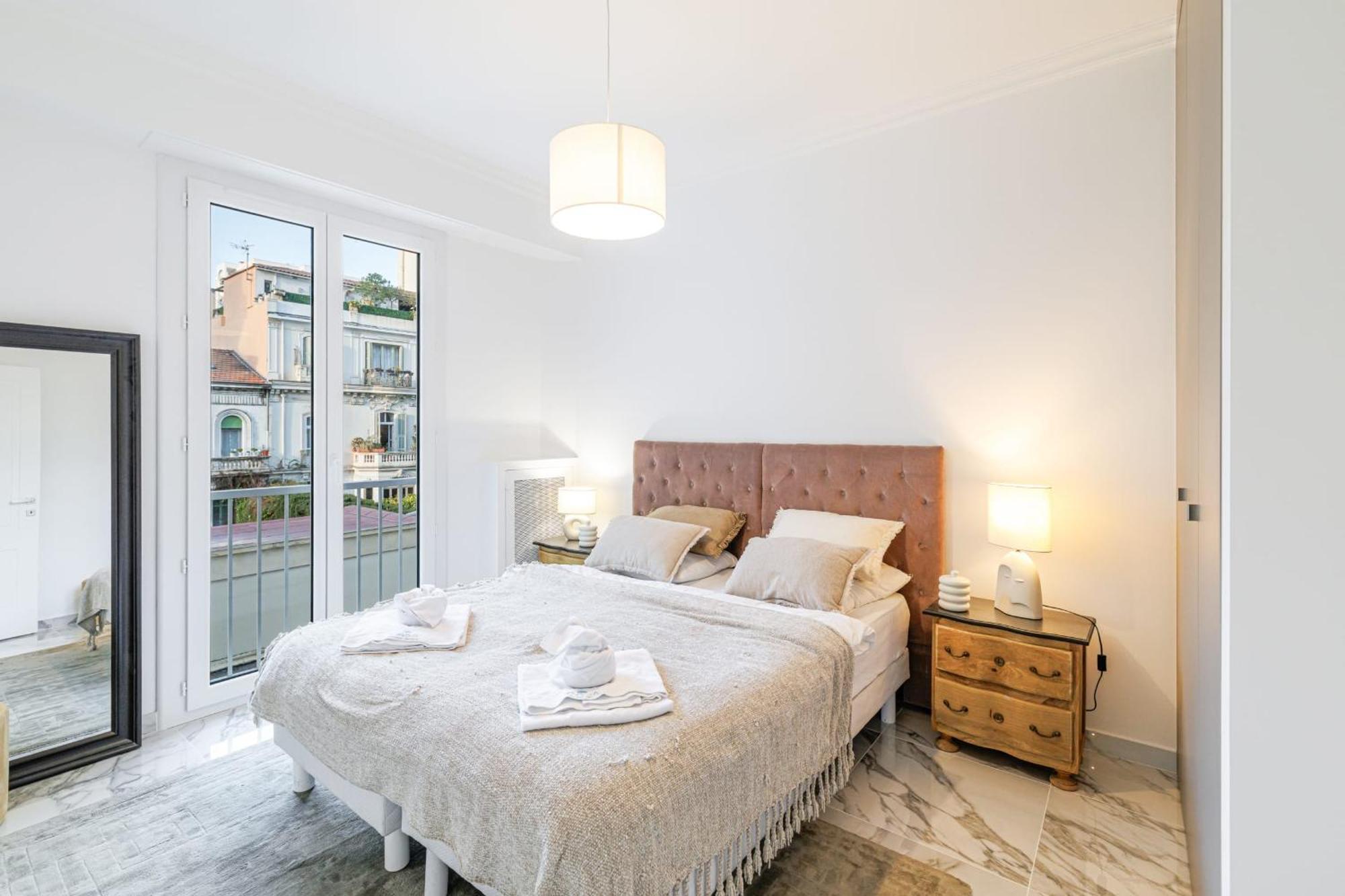 Prom 92 - Amazing Sea View 3 With Terrace Apartment Nice