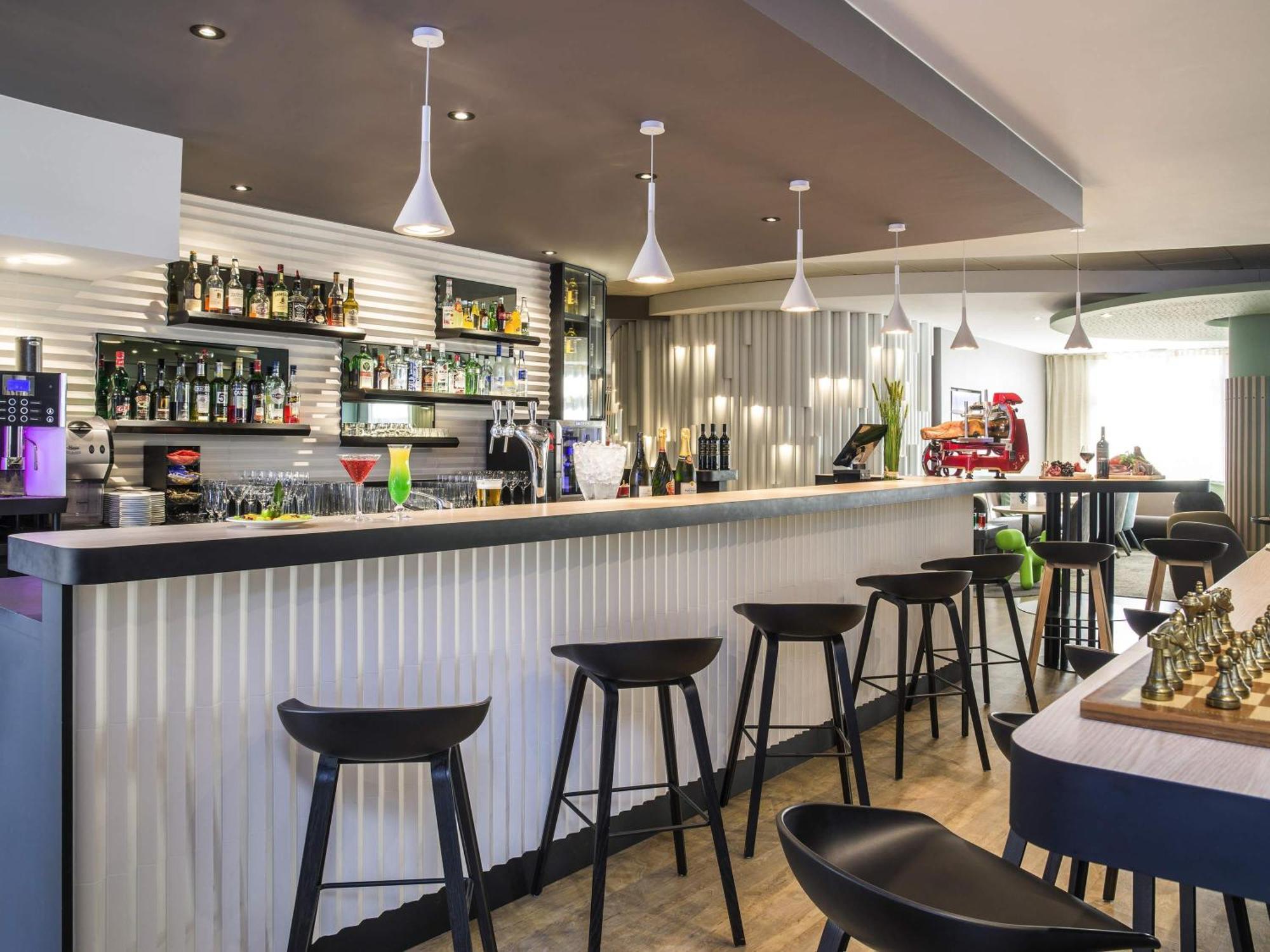 Novotel Centre Vieux Hotel 4*