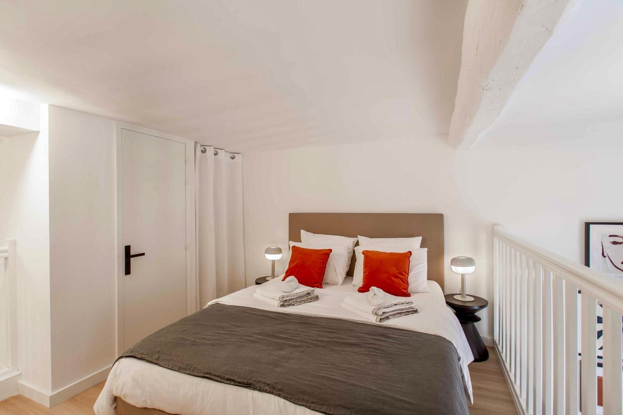 Apartment Suede Promenade Duplex At 1 Min From The Sea 2 Bathrooms *