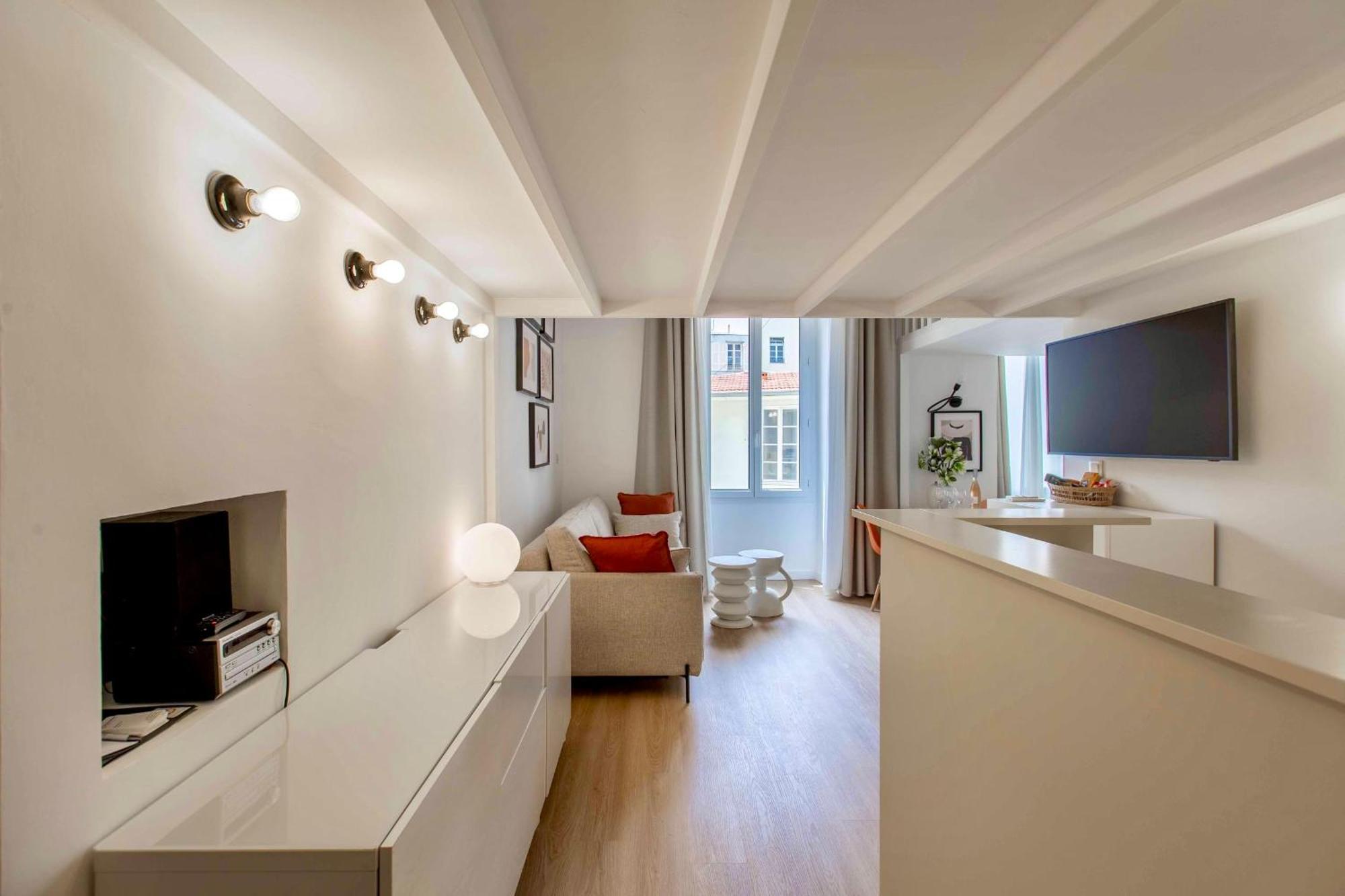 Suede Promenade Duplex At 1 Min From The Sea 2 Bathrooms Apartment