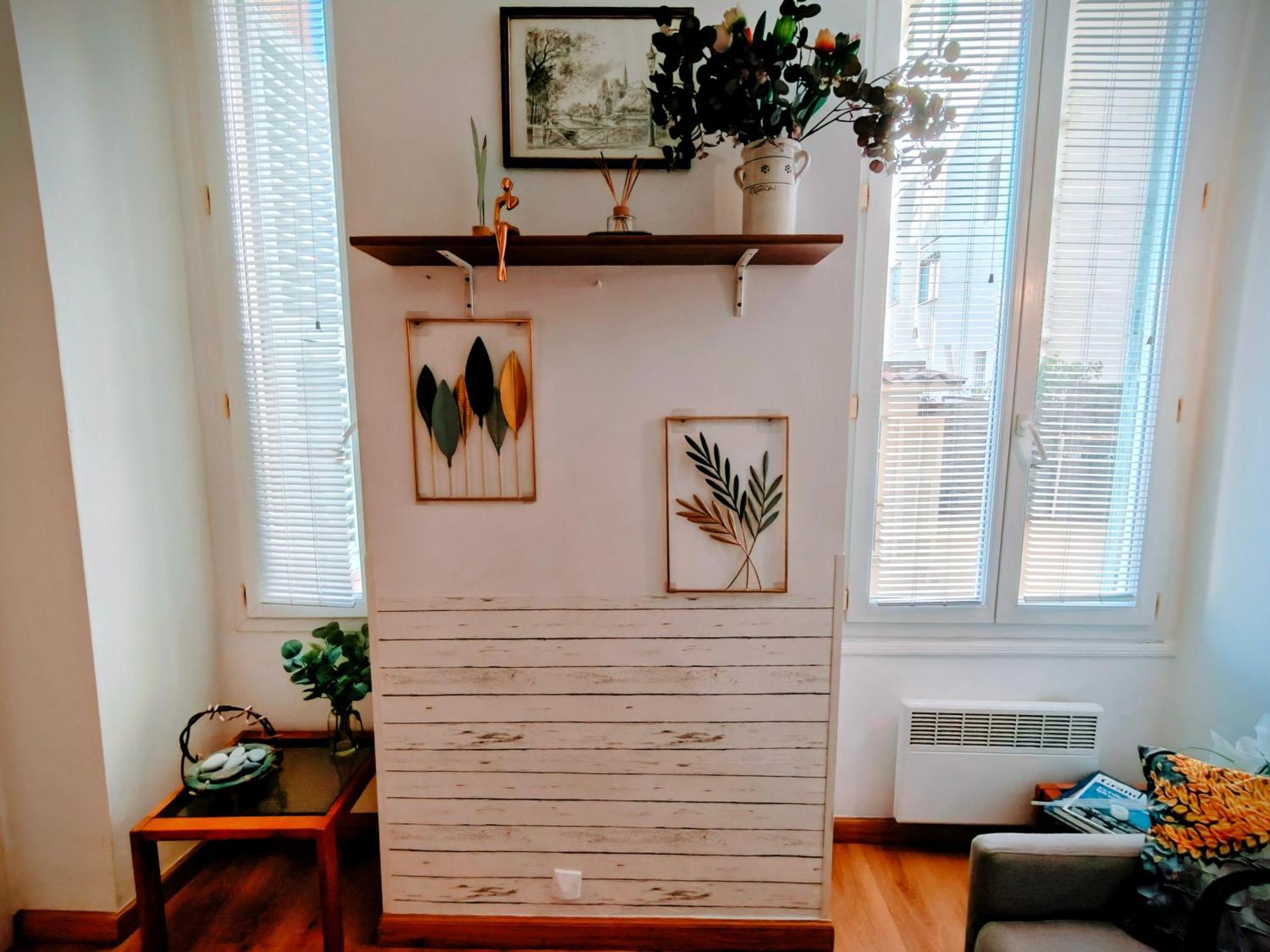Apartment Close To Beaches And Shops, Up 6 Pers *