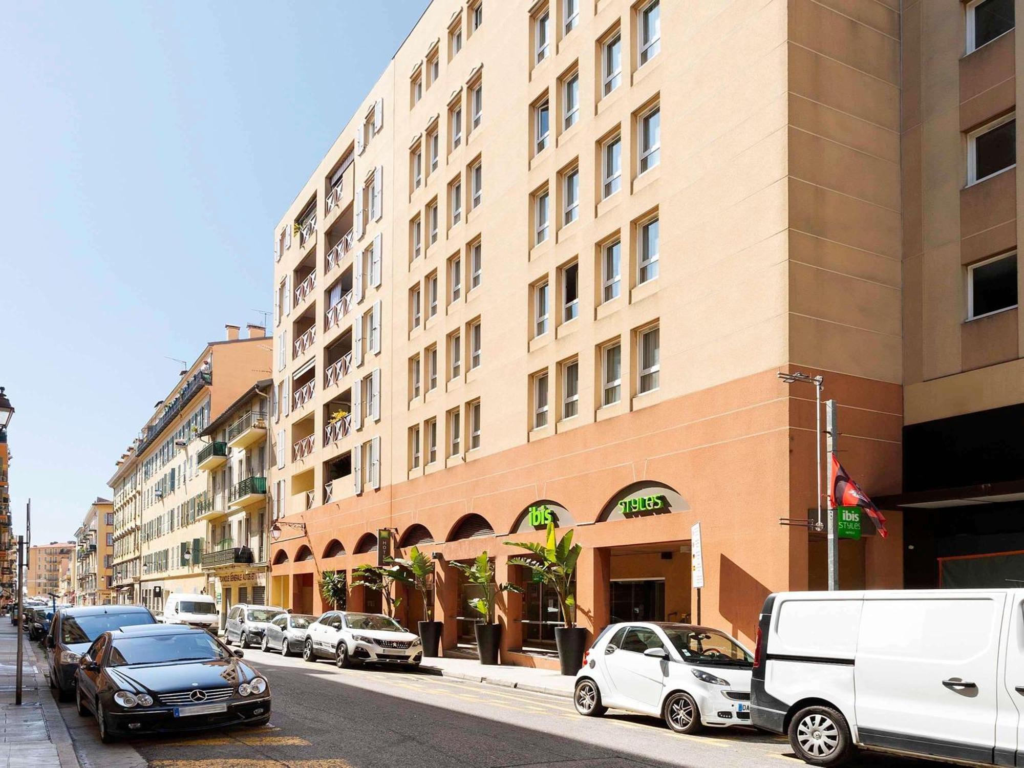 Ibis Styles Centre Port