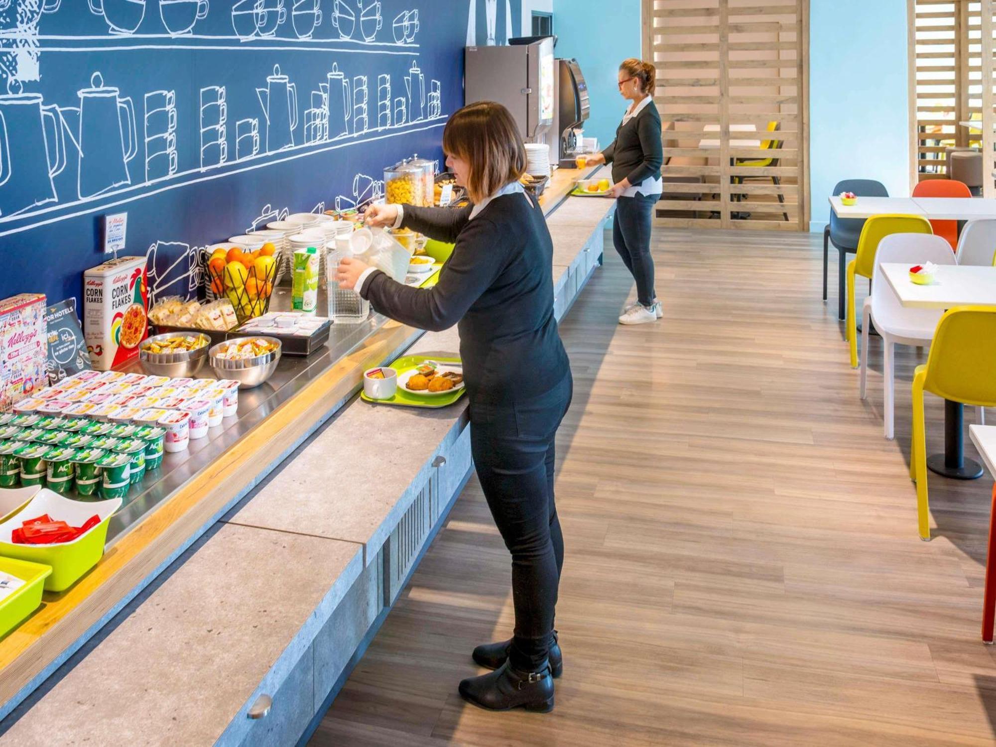 Ibis Budget Californie Lenval Hotel