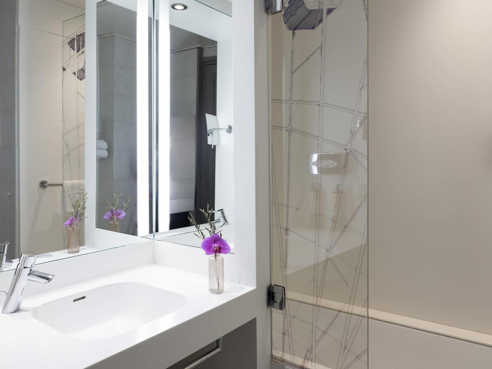 Mercure Centre Grimaldi Hotel 4*
