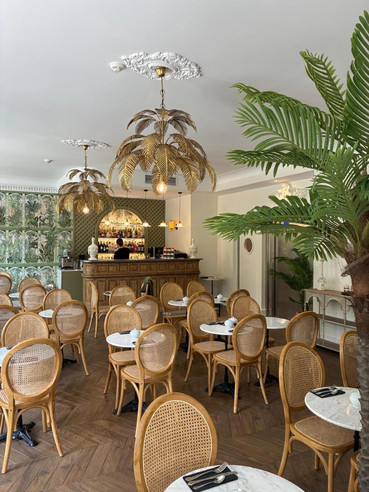 La Victor Hugo Hotel 3*