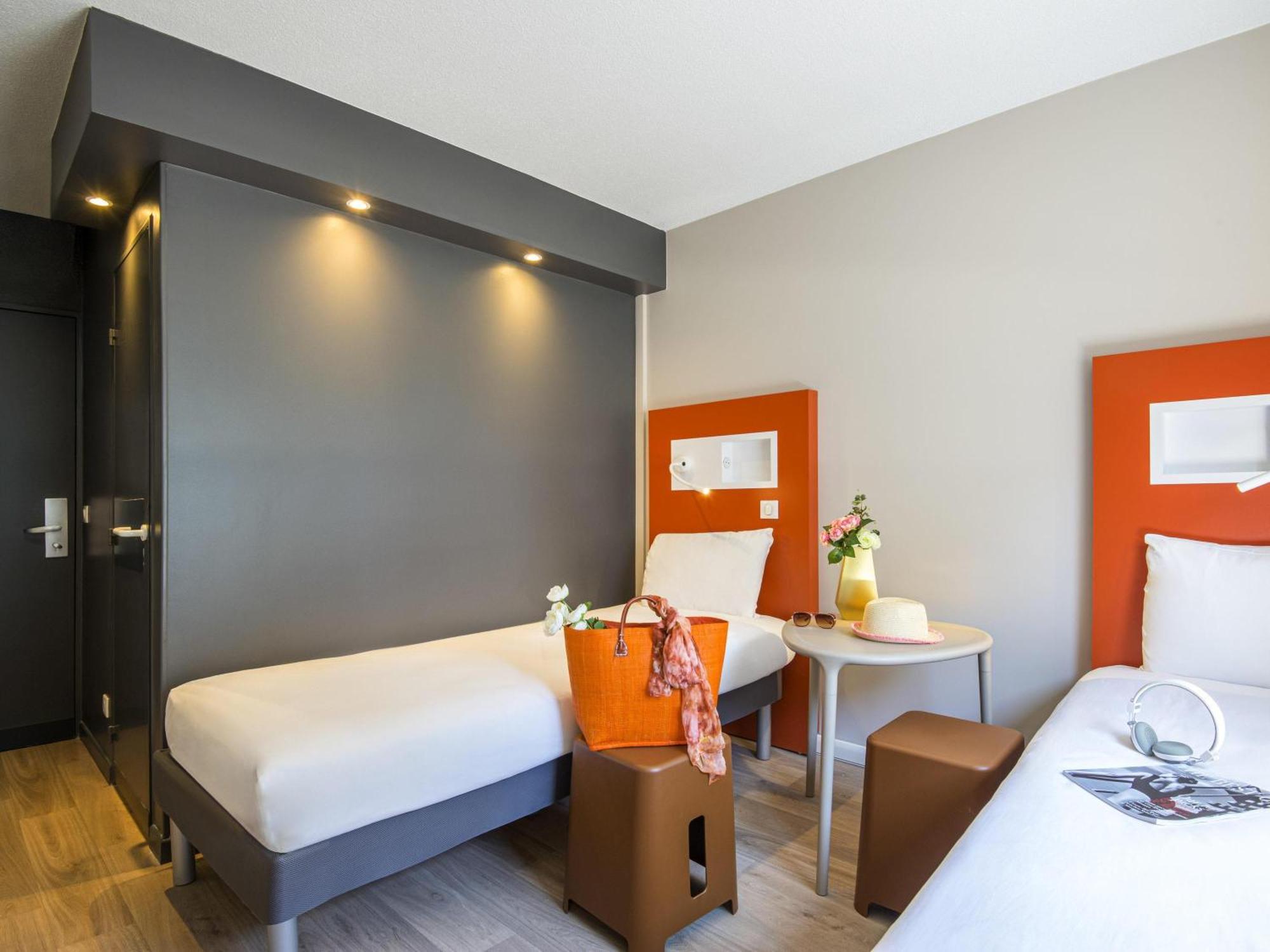 Ibis Budget Californie Lenval Hotel