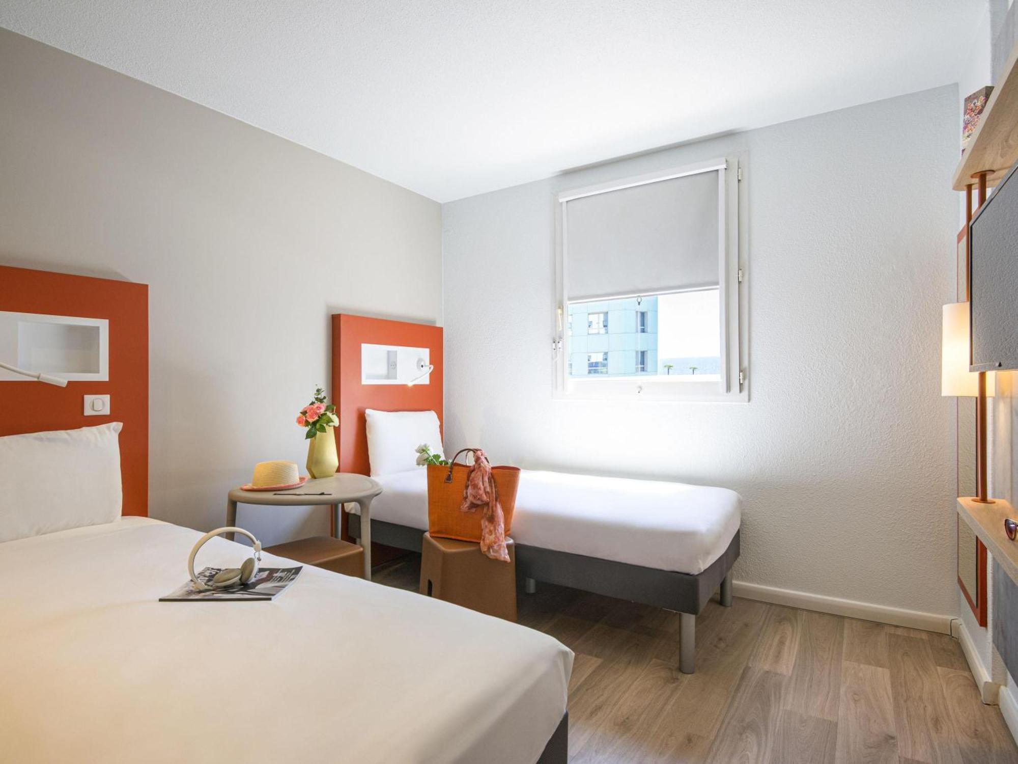 Ibis Budget Californie Lenval 2*
