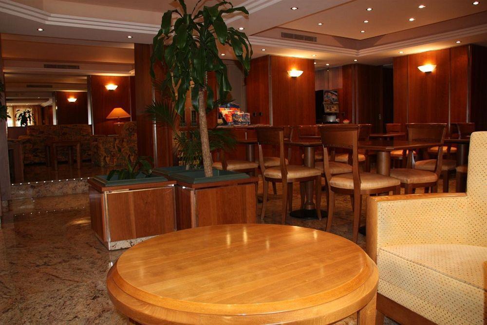Hotel Massenet 3*