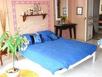 Chez Brigitte Bed & Breakfast