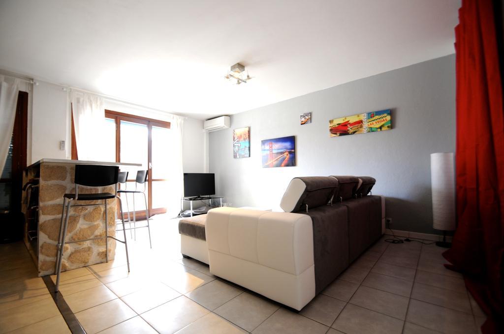 Apartment Calme Et Terrasse