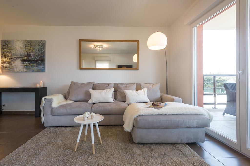 Apartment Corniche Fleurie *