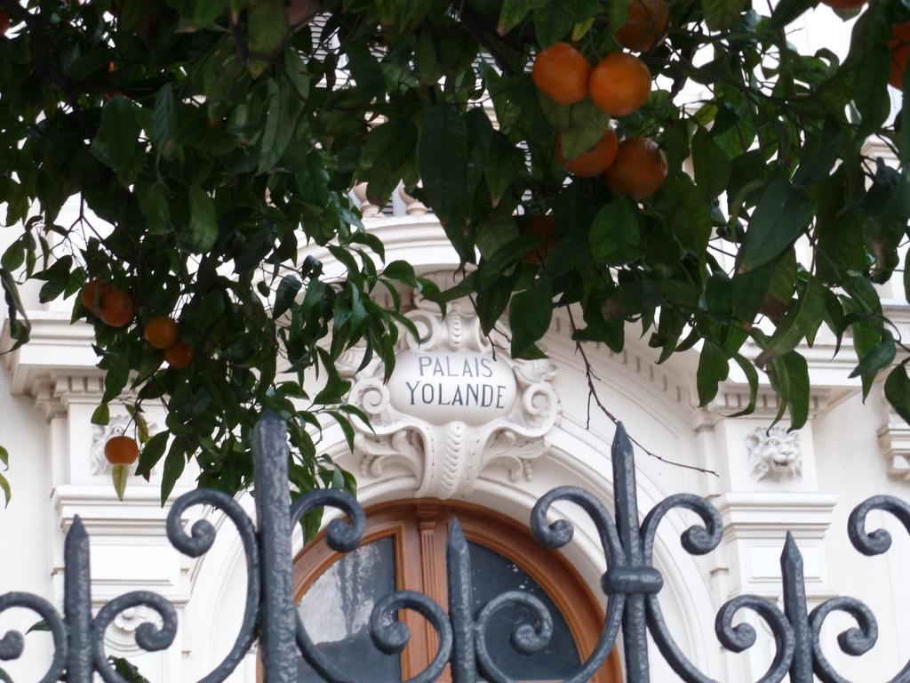 Victor Hugo Hotel 2*