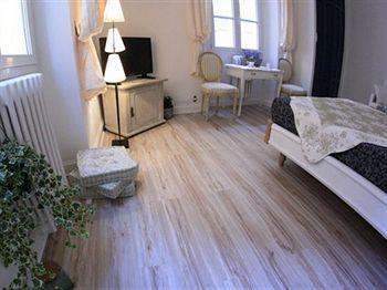 L'oustaria 3 Bedrooms Apartment, Old Town Nice