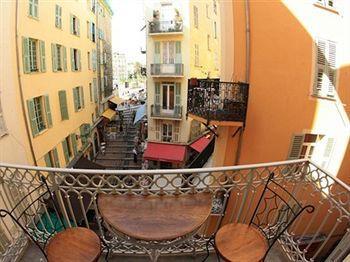 Apartment L'oustaria 3 Bedrooms Apartment, Old Town Nice
