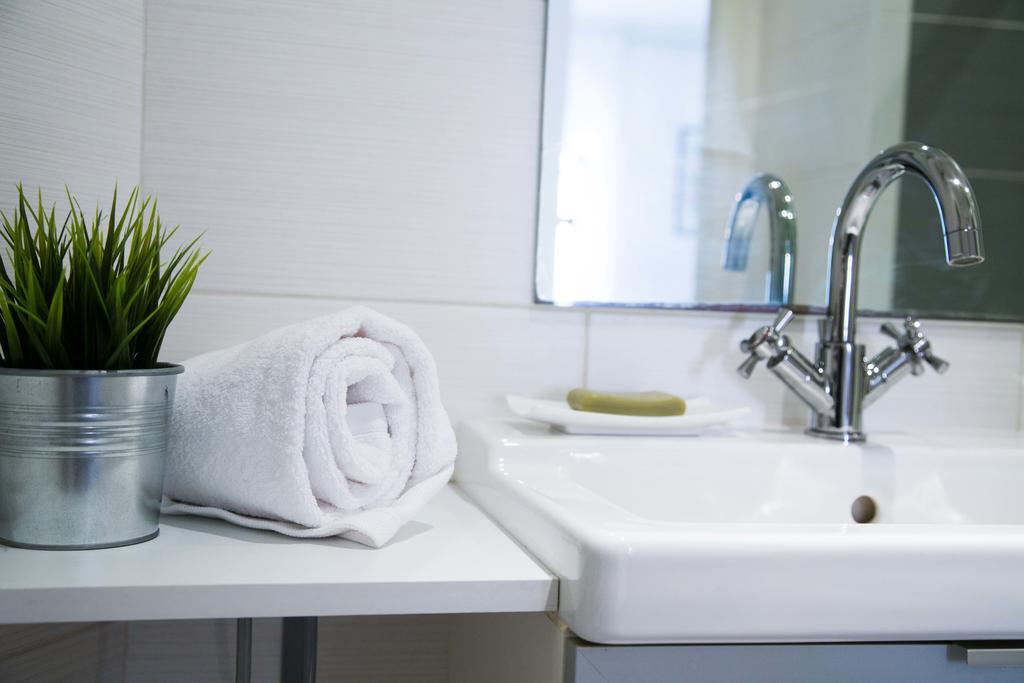 Studio Papillon - Port De Nice Five Stars Holiday House *