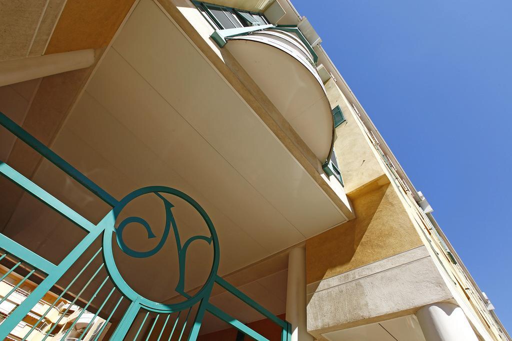 Apartment Appartement 3 Personnes Avec Coin Nuit Avec Terrasse Et Parking Quartier Du Port De Nice