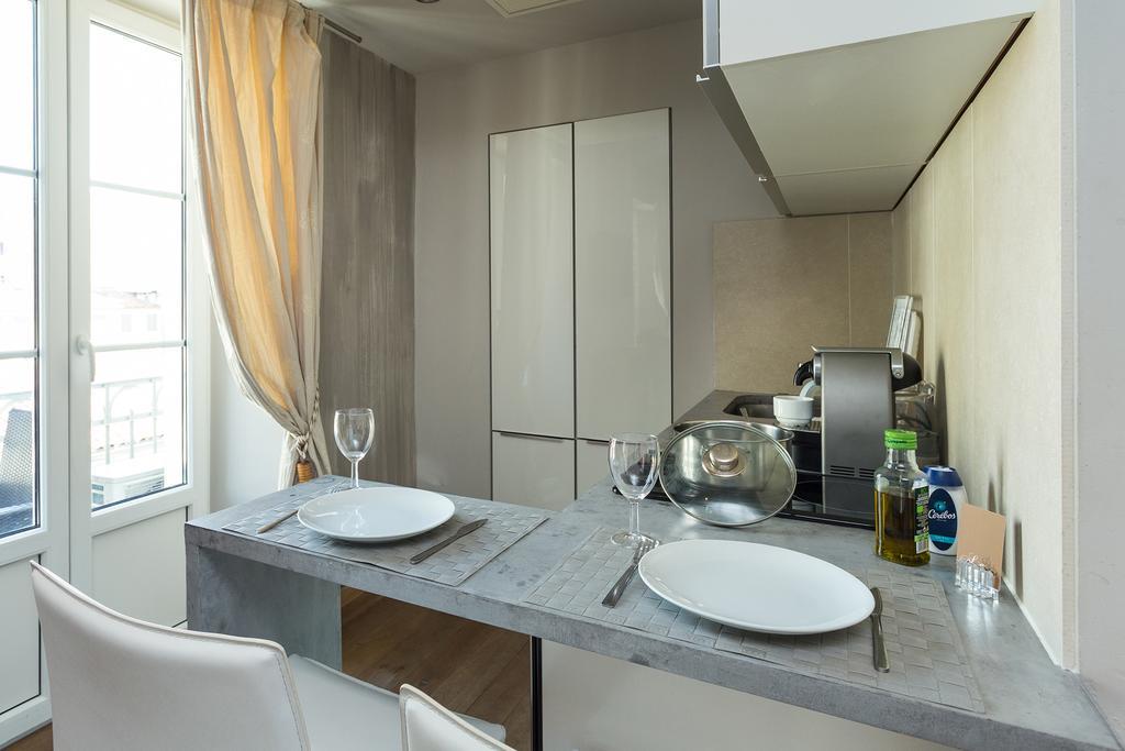 Apartment Studio Hyper-centre Rue Paradis *