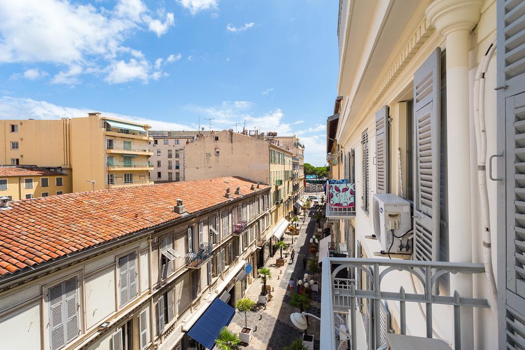 Studio Hyper-centre Rue Paradis Apartment