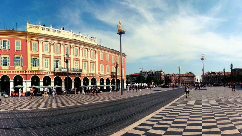Hotel Ambassador, Completely Renovated 4*