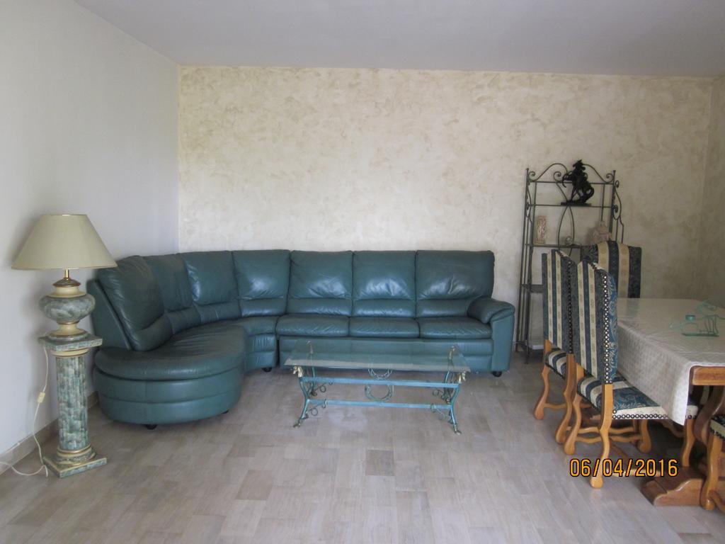 Apartment Fabron